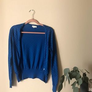 Blue cardigan with polkadot details